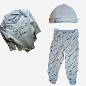 CHAMPION 3/6M 3PC SET NWT Gray & White